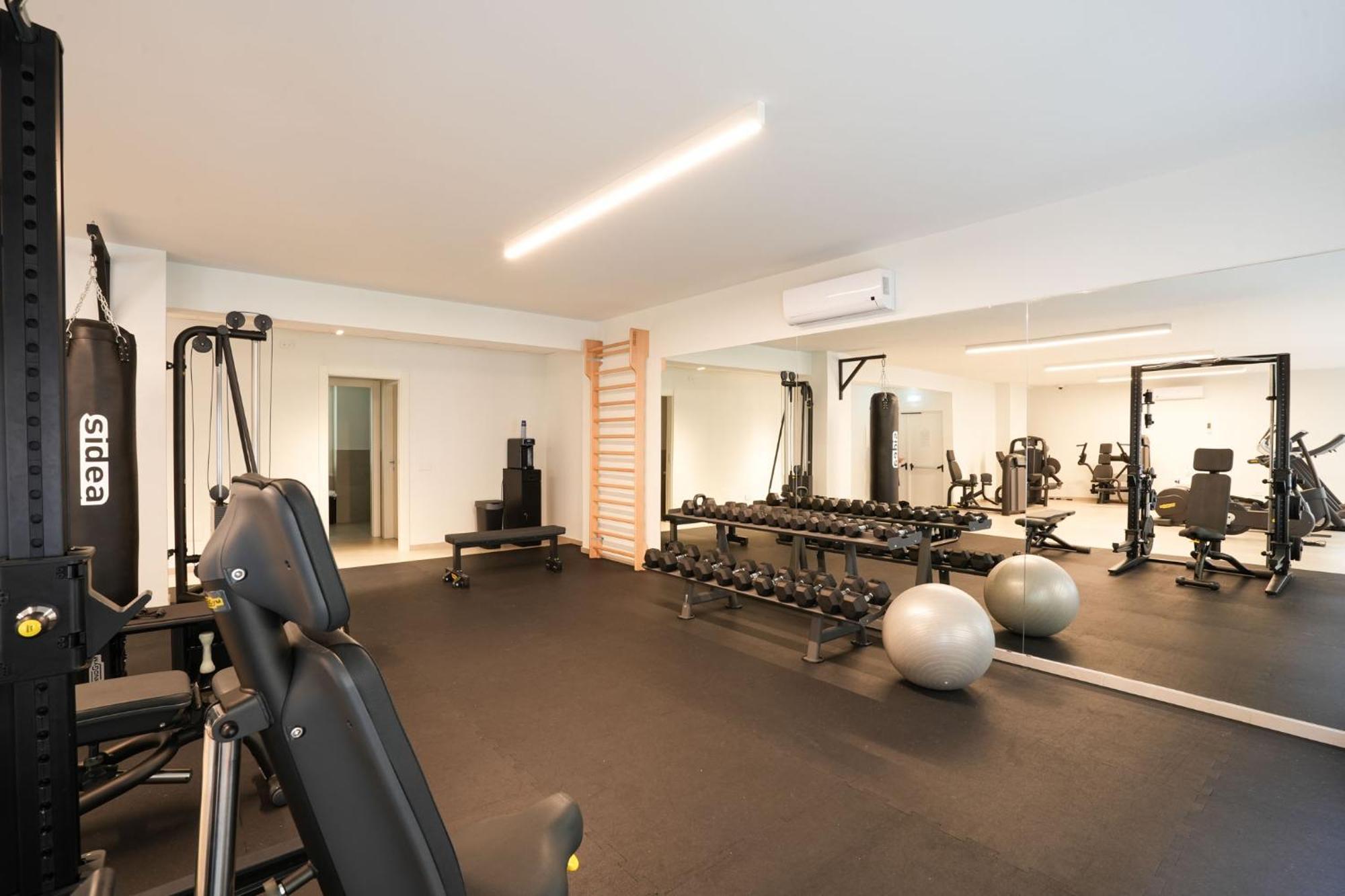 Roma Luxe, Terrace & Gym Turin Ngoại thất bức ảnh